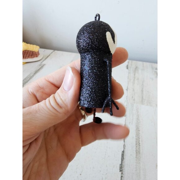 Pier‎ 1 glitter Dracula metal ornament Halloween jointed decor sparkle rare - Picture 5 of 7